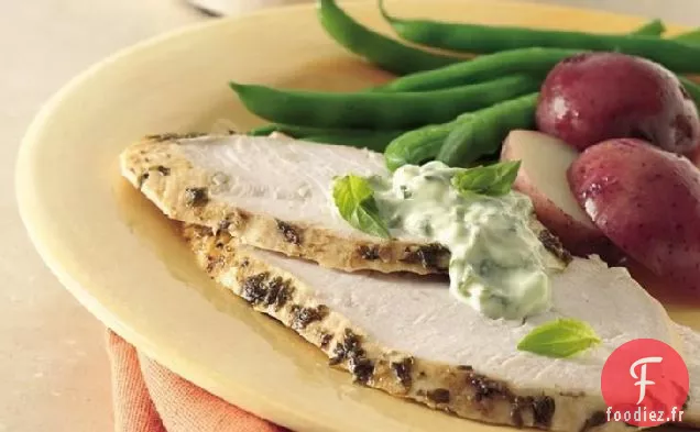 Poitrine de Dinde à l'Ail à la Mijoteuse avec Mayonnaise au Basilic Frais