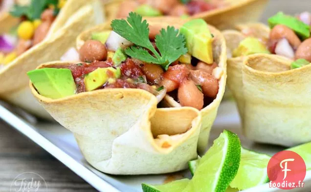 Tasses de Tortilla Salsa aux Haricots et à l'Avocat