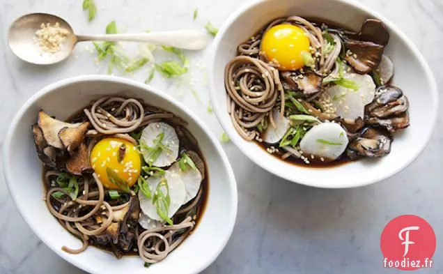 Champignons Soba et Maitake dans un Bouillon de Soja