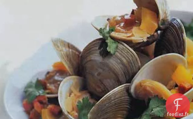 Palourdes cuites à la vapeur au Vin et au Chorizo