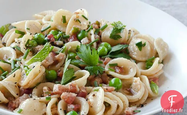 Orecchiette à la Pancetta, Petits Pois et Herbes Fraîches