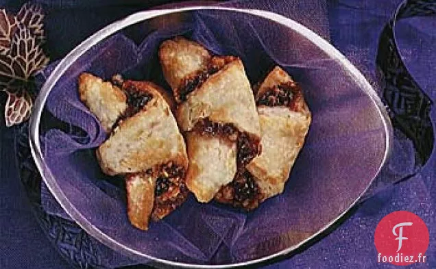 Rugelach aux Pépites de Chocolat, Cerise et Noix