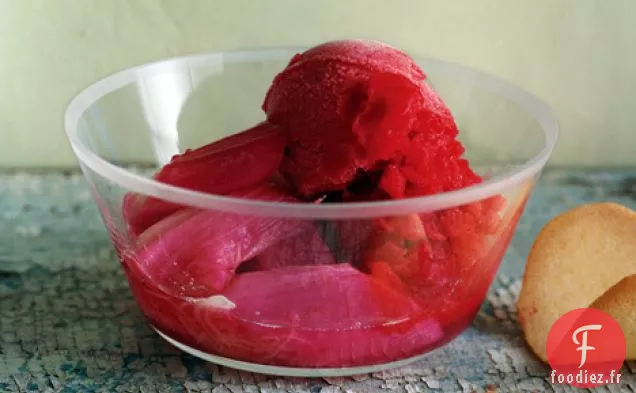 Rhubarbe Rôtie à l'Eau de Rose et Sorbet Fraise