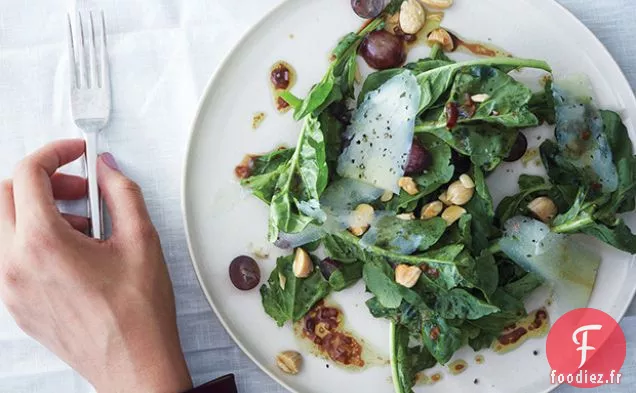 Salade de Roquette, Raisin et Amandes avec Vinaigrette Saba