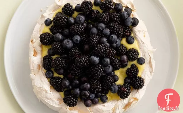 Pavlova au Caillé de Citron et aux Baies