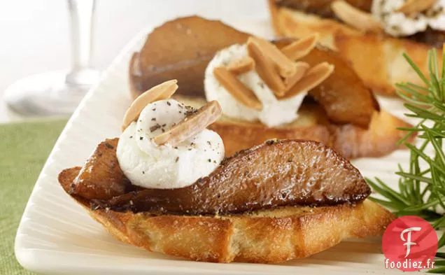 Crostini aux Poires et au Fromage de Chèvre Glacés au Balsamique