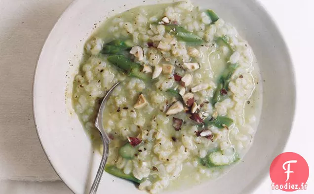 Risotto d'Orge aux Asperges et Noisettes