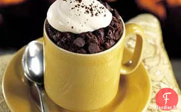 Gâteaux de Lave au Chocolat et à l'Espresso avec Crème Fouettée à l'Espresso
