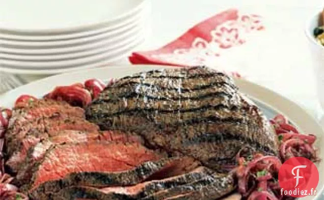 Tri-Tip Grillé avec Oignons Rouges Caramélisés