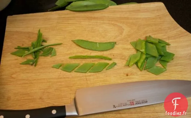 Salade De Pois De Printemps Au Raifort Et Vinaigrette À La Menthe