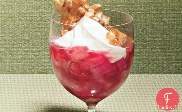 Compote de Rhubarbe Chaude avec Croquant Noix-Noix de coco