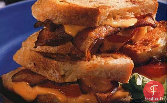 Sandwichs au Cheddar Grillé, Tomates et Bacon
