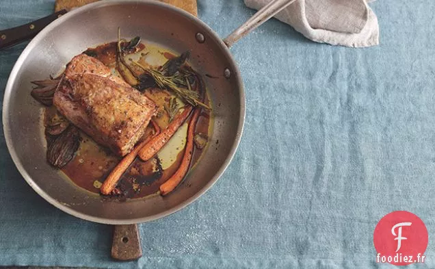 Porc Rôti à la Sauge, au Romarin et à l'ail