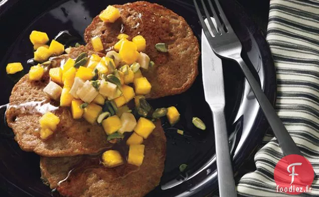 Crêpes Épicées à la Noix de Coco aux Fruits Tropicaux