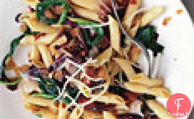 Penne avec Radicchio, Épinards et Bacon