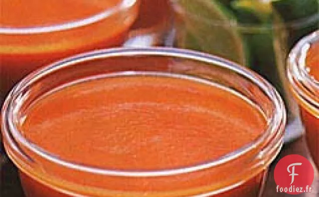 Soupe De Poivrons Rouges Rôtis Réfrigérés
