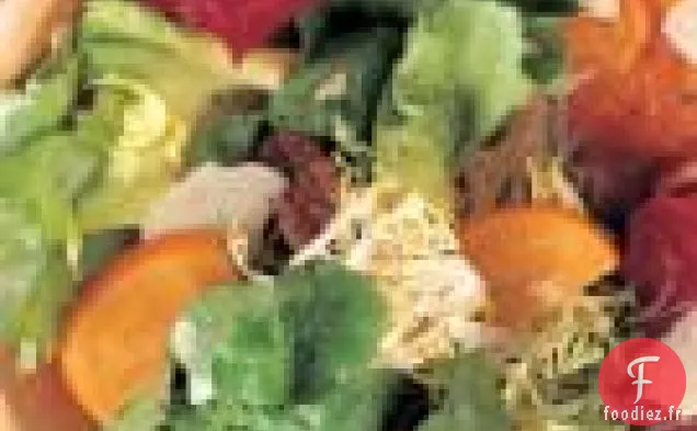 Salade De Verts Amers Aux Pacanes Épicées Et Aux Kakis