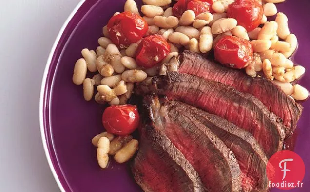 Steak aux Épices avec Haricots Blancs et Tomates Cerises
