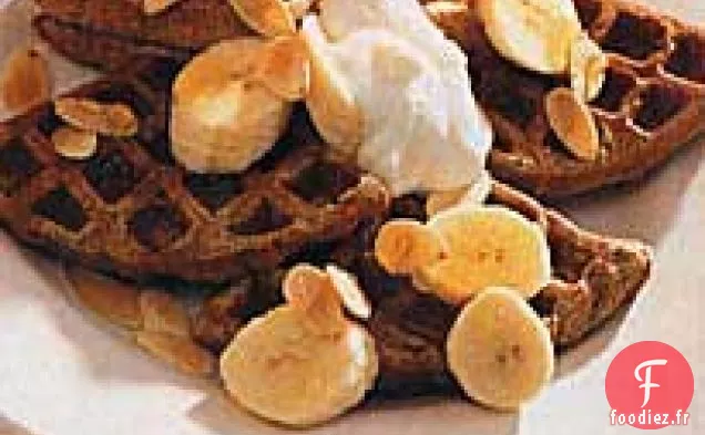 Gaufres Puissantes au Yogourt, aux Bananes et aux Amandes