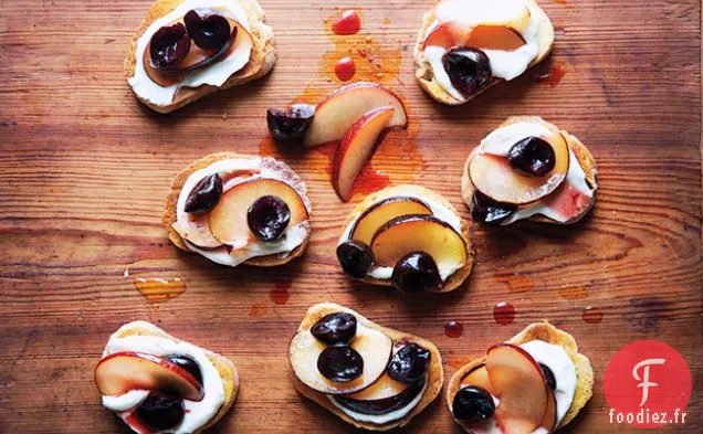 Bruschetta aux Cerises et aux Prunes