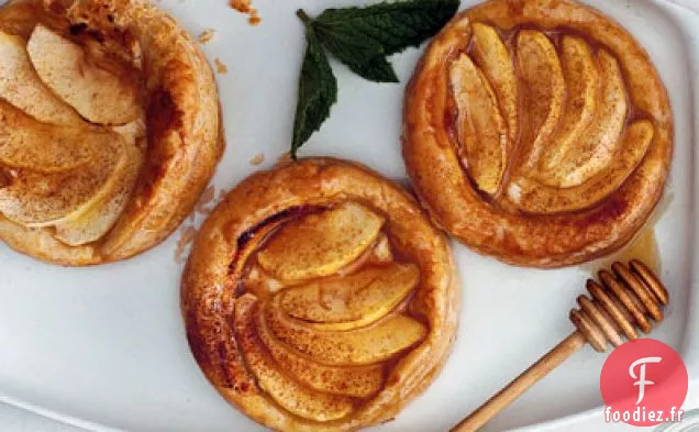 Tartelettes aux Pommes, au Fromage de Chèvre et au Miel