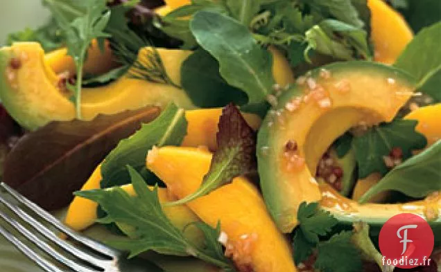 Salade d'Avocat et de Mangue avec Vinaigrette aux Fruits de la Passion