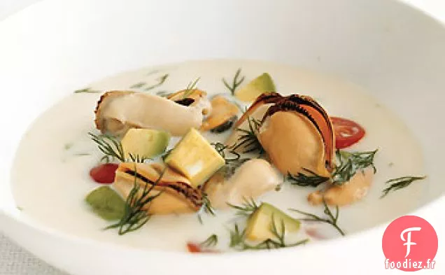 Soupe de Moules à l'Avocat, à la Tomate et à l'aneth