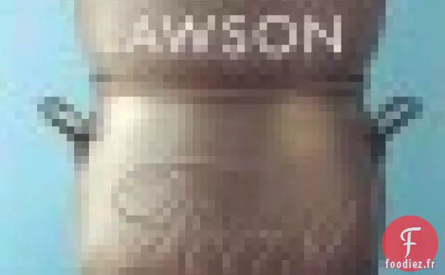 Épinards Aux Noix De Pin Et Raisins Secs