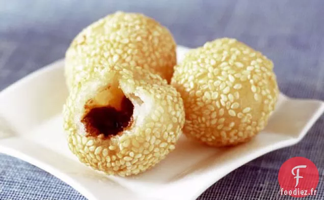 Boules de Sésame Fourrées à la Figue Ivre