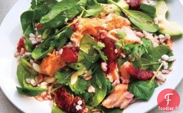 Salade D'Épinards Au Saumon, À L'Orge Et Aux Oranges
