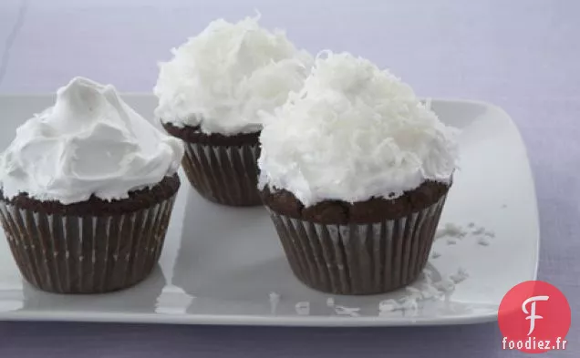Cupcakes au Chocolat et aux Amandes avec Glaçage Moelleux à la Noix de Coco