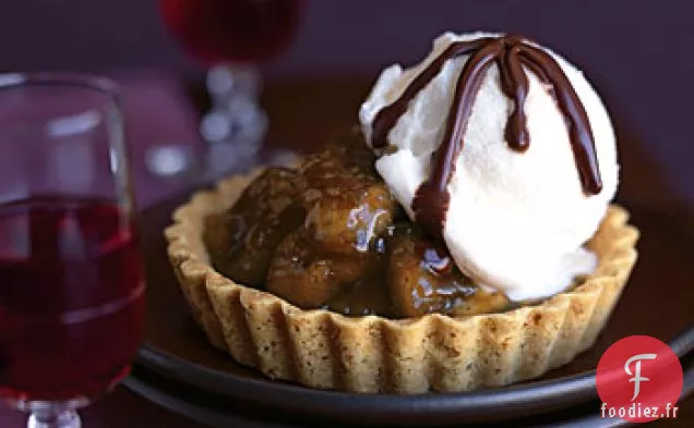 Tartelettes aux Bananes Caramélisées et Sauce au Porto au Chocolat Doux-Amer