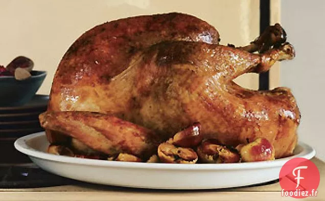 Dinde Rôtie Simple avec Sauce à la Dinde Riche