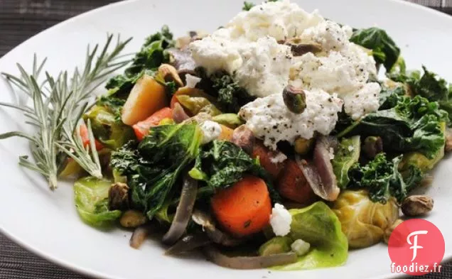 Salade de Légumes d'Hiver Chaude À la Ricotta et aux Herbes