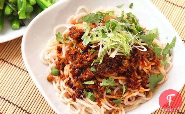 Nouilles Dan Dan Végétaliennes