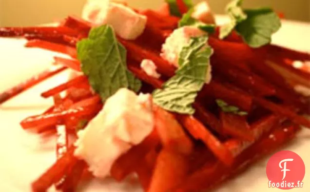Dîner Ce soir: Salade de Betteraves Crues Croquantes à la Feta et à la Poire
