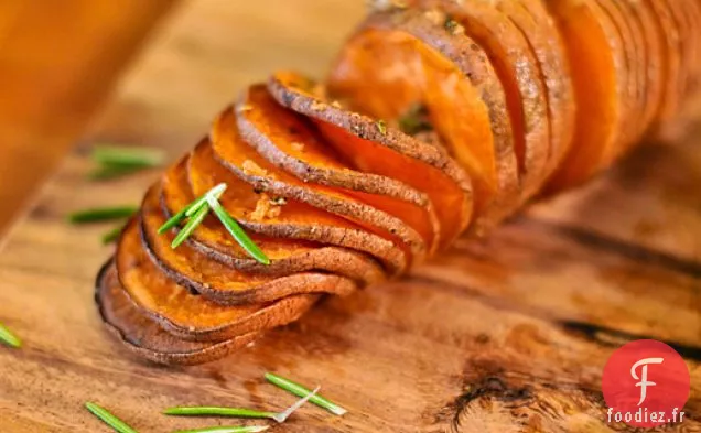 Patates Douces Hasselback grillées au Romarin et à l'Ail