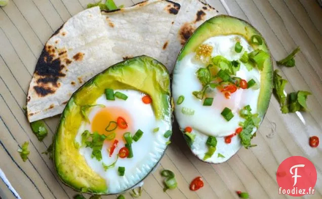 Oeufs cuits à l'Avocat