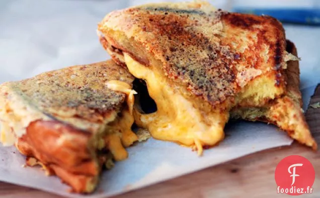 Sandwich Croustillant au Fromage Grillé