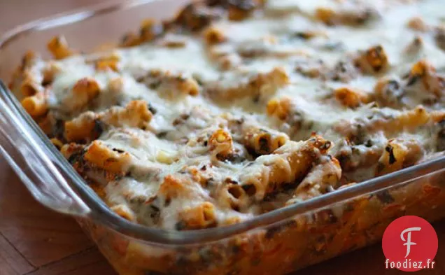 Ziti Cuit Au Four Faible En Gras Aux Épinards