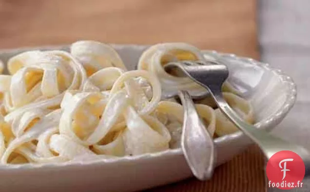 Sauce Alfredo (avec fettuccine)