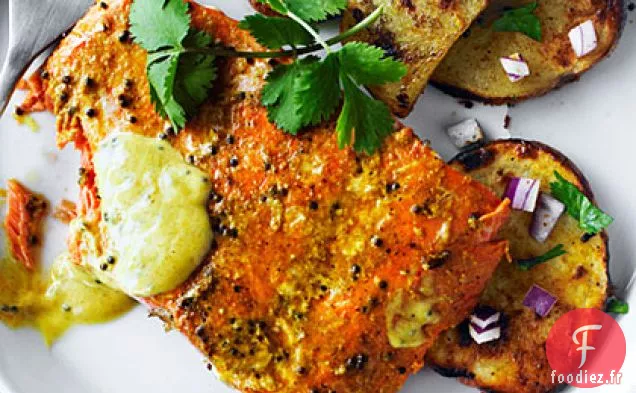 Salade de Saumon Rouge aux Épices Indiennes et Pommes de Terre Grillées