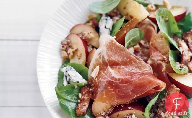 Salade d'Épinards avec Vinaigrette au Bacon Tiède