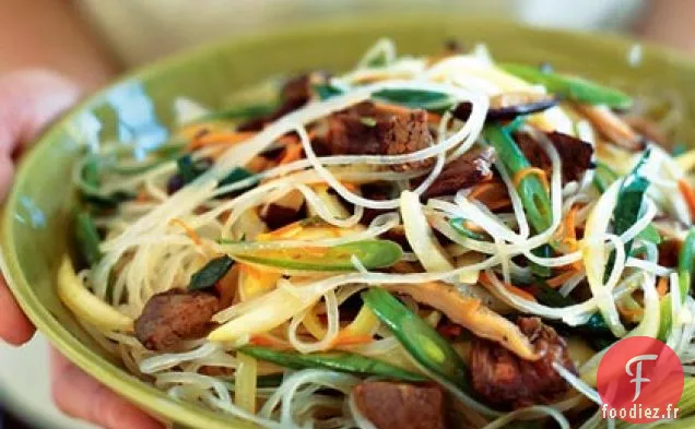 Nouilles Claires Coréennes aux Légumes Mélangés