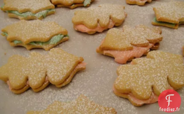 Cook the Book: Biscuits Sandwich au Lait de poule
