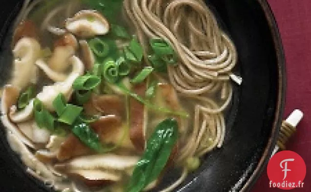 Soupe De Soba Aux Épinards