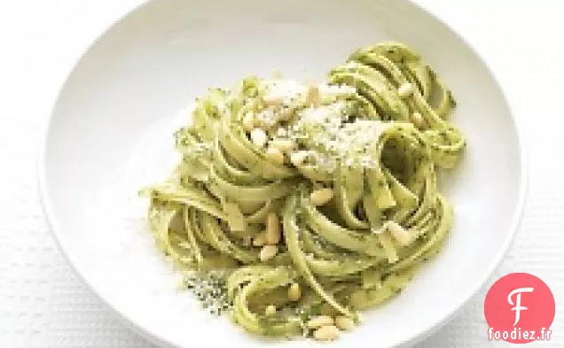 Fettuccine Au Pesto D'Épinards