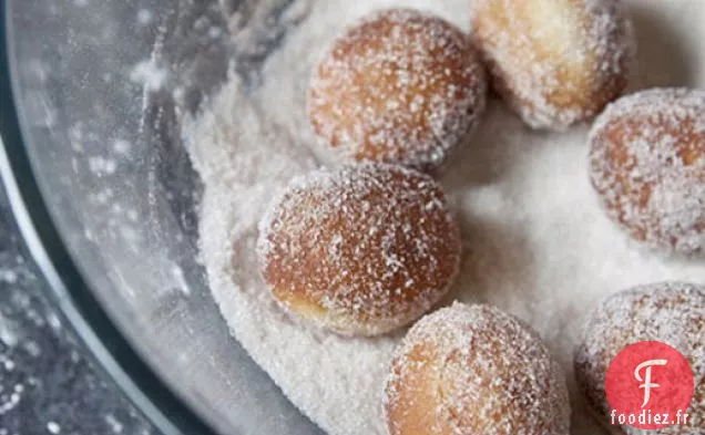 Faites cuire le livre: Trous de Beignet au Babeurre Épicé