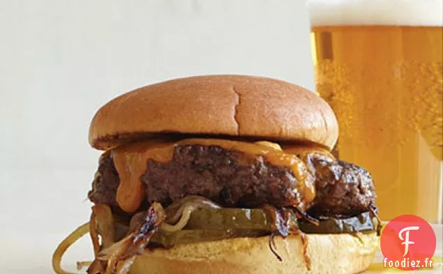 Hamburgers Brisés au Cheddar et à l'Oignon