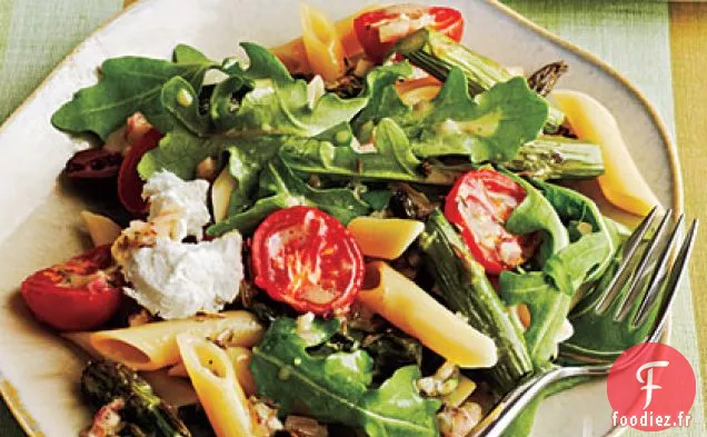 Salade de Penne aux Asperges Rôties et Tomates au Fromage de Chèvre